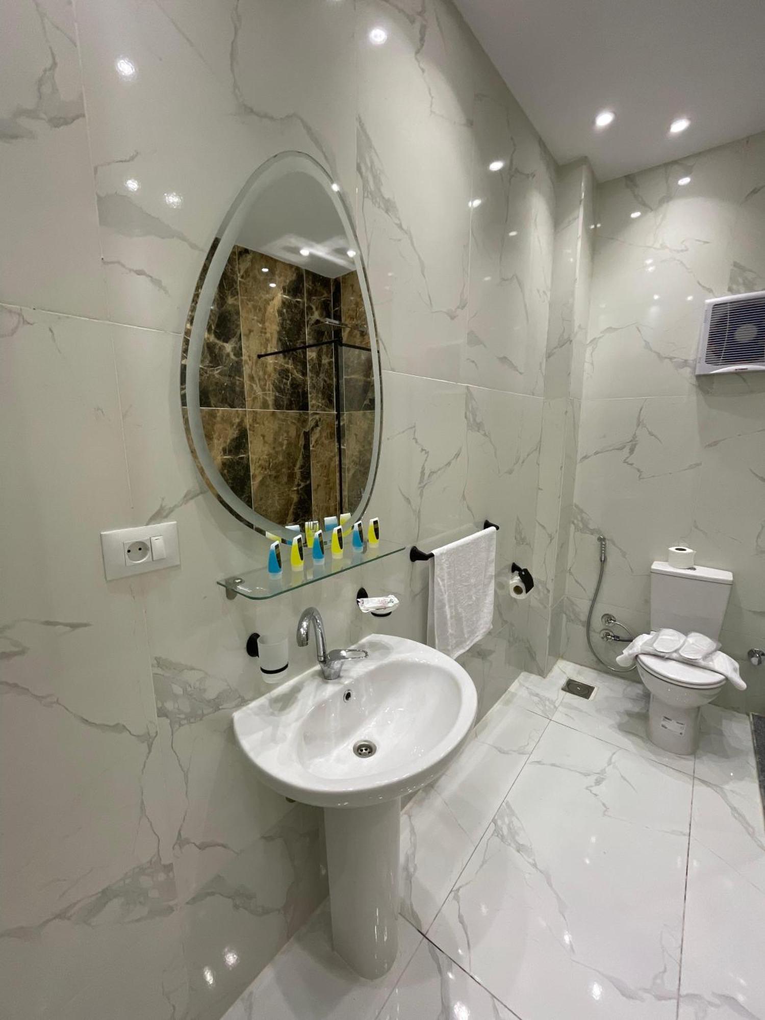 New Glamour Pyramids Hotel Kafret el-Gabal Buitenkant foto